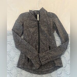 Lululemon define jacket. Size 4. Amazing condition